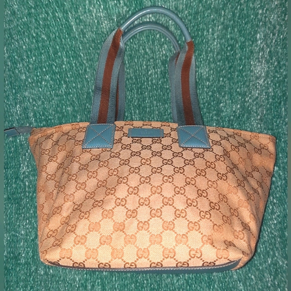 SOLD Gucci Tote Bag - Picture 2 of 14